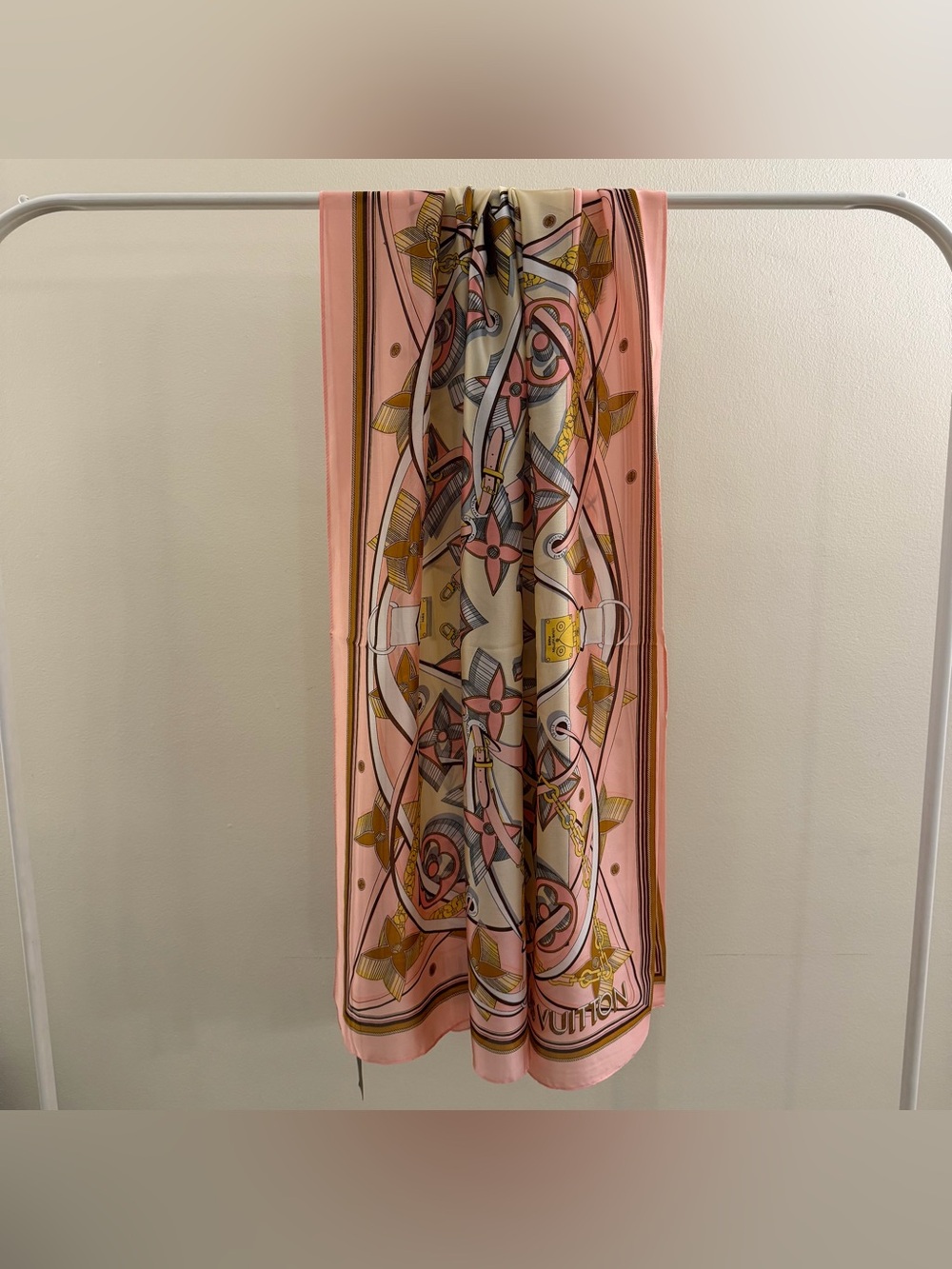 Gorgeous Pink & Brown Silk Scarf - NWT - Picture 2 of 12